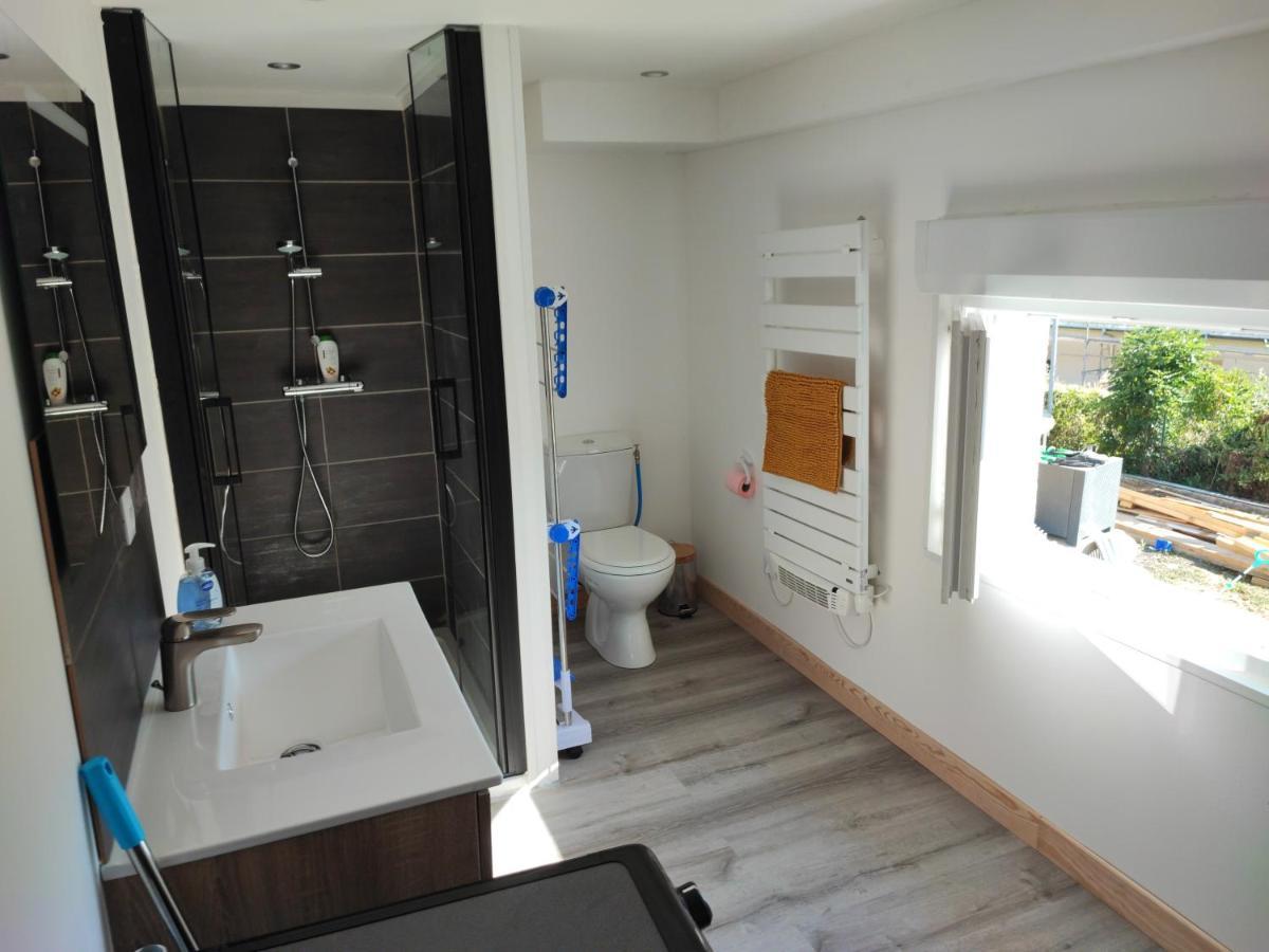 Petit Coin De Bonheur Studio Neuf Avec Terrasse Et Parking Prive A 5Mins Du Centre-Ville La Mure  Zewnętrze zdjęcie
